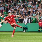 ju11.co-拜仁慕尼黑大胜晋级，轻松晋级欧冠四强！(拜仁慕尼黑连冠)