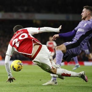 九州体育-曼联主场失利，索尔斯克亚面临考验(曼联主场失利,索尔斯克亚面临考验了吗)