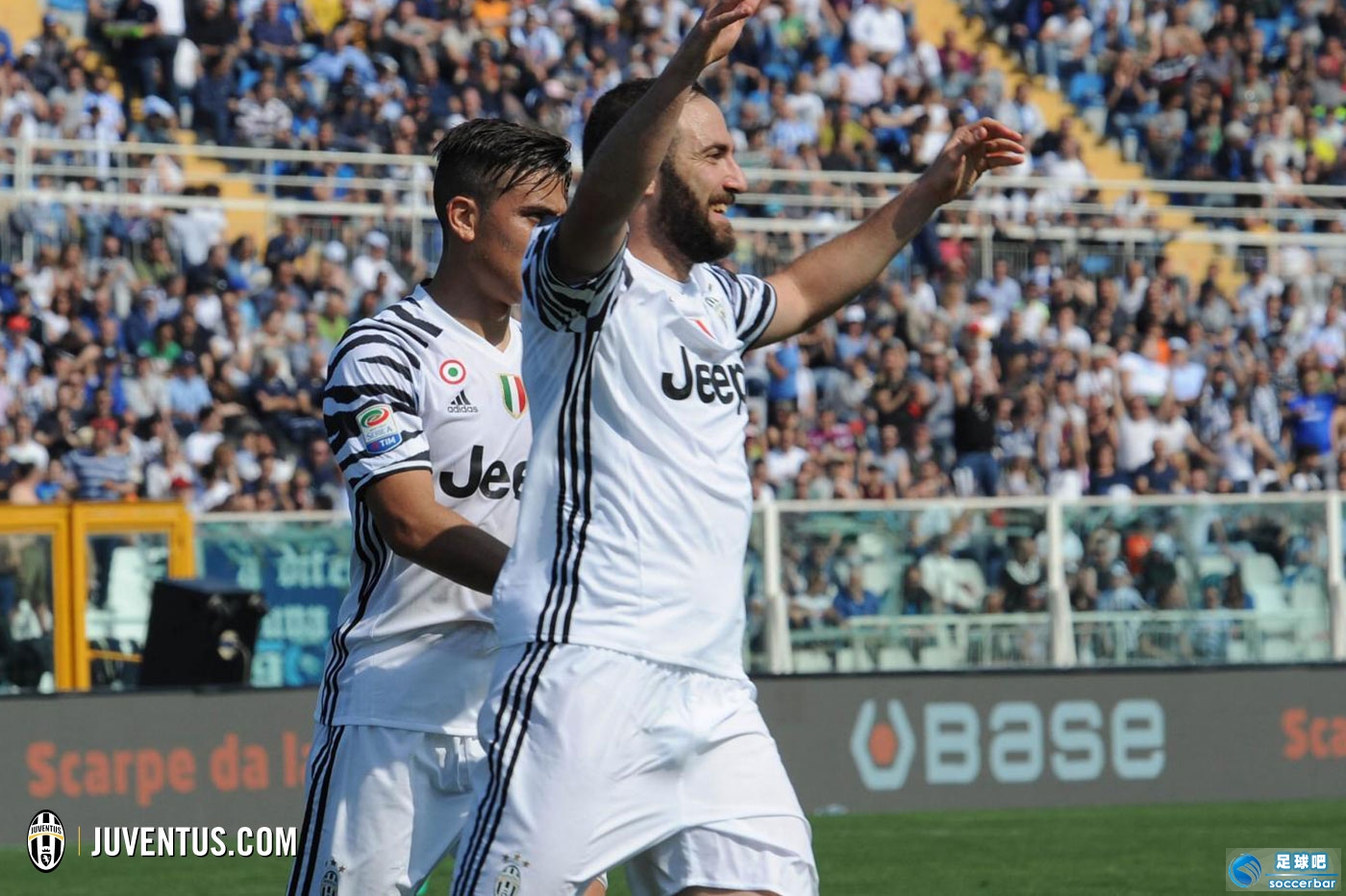 巴萨横扫硬仗磐石雄风再次令人震撼(陕西省持续深化三个年八场硬仗是什么)