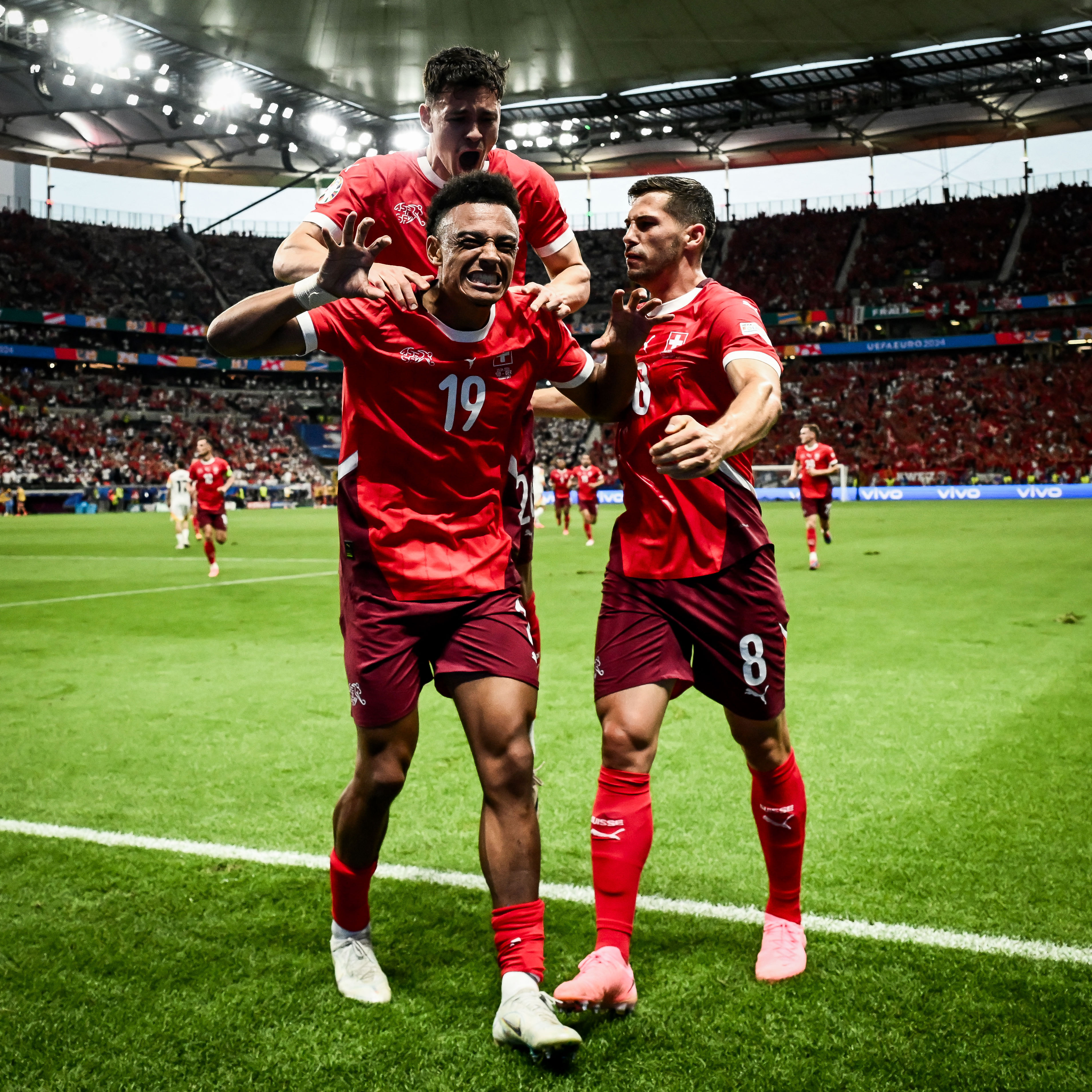 关于柏林赫塔力挫对手,向着欧冠资格大步前进的信息 关于柏林赫塔力挫对手,向着欧冠资格大步前进的信息